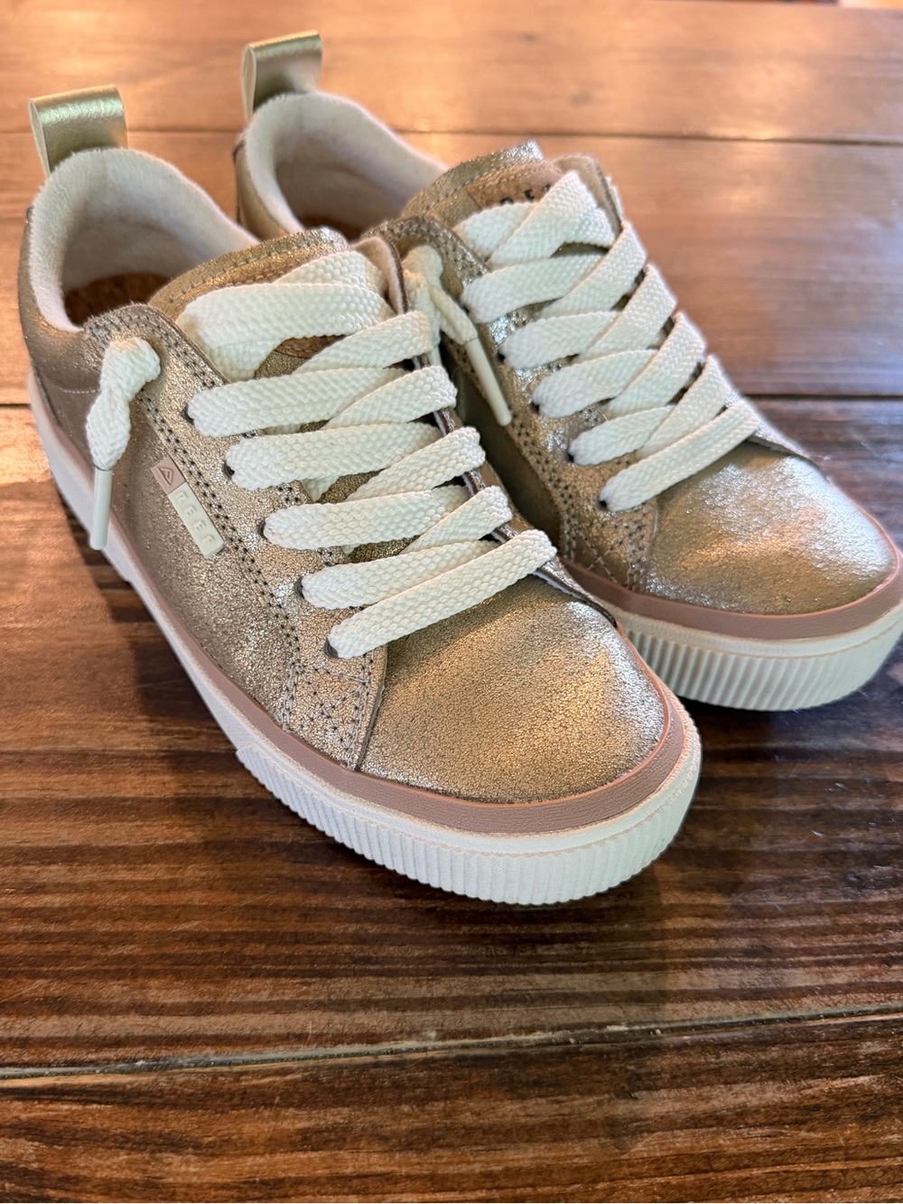 Reef Lay Day Dawn Sneakers in champagne color